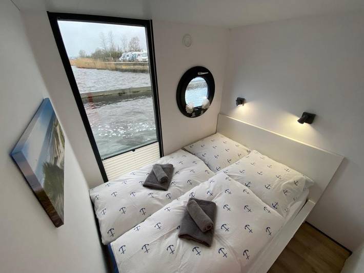 Boot für 4 Personen, mit Balkon und Terrasse sowie Seeblick und Ausblick an der Schlei-Ostsee - 4