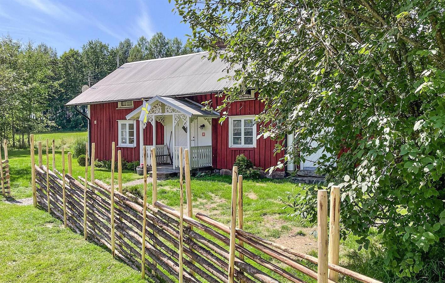Ferienhaus für 6 Personen mit Garten in Marks Kommun, Västergötland
