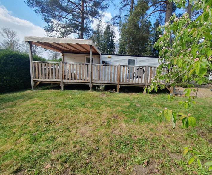 Location de vacances pour 7 personnes, avec Terrasse ainsi que Jardin et Piscine à Égletons - 4