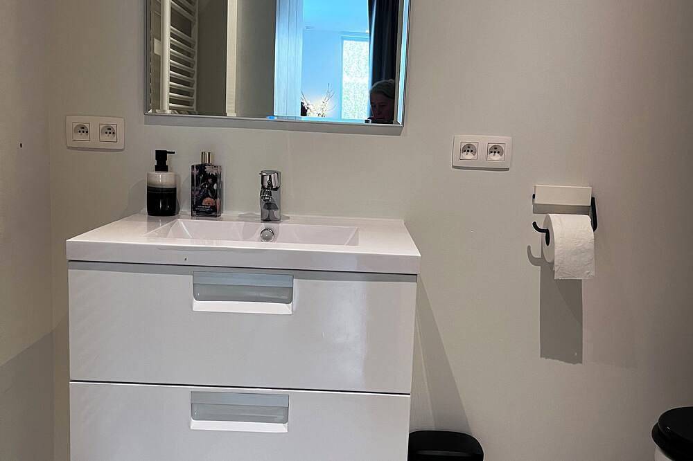 Geheel appartement, Uniek warm nest, rust en een goed bed dichtbij het bruisende Hasselt. in Hasselt, Hasselt en omgeving