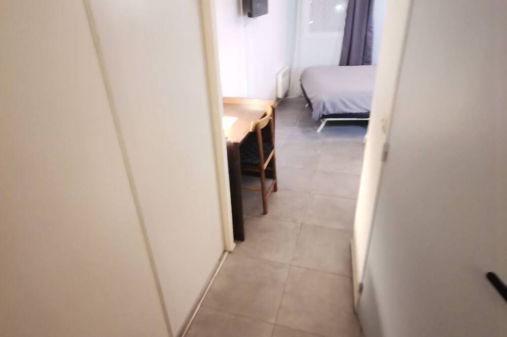 Entire apartment, Apparthotel La Defense, Paris, France in Courbevoie, Hauts-de-Seine