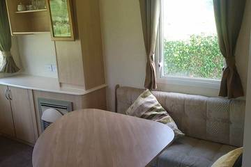 Static Caravan for 4 People in Axmouth, Devon, Photo 4