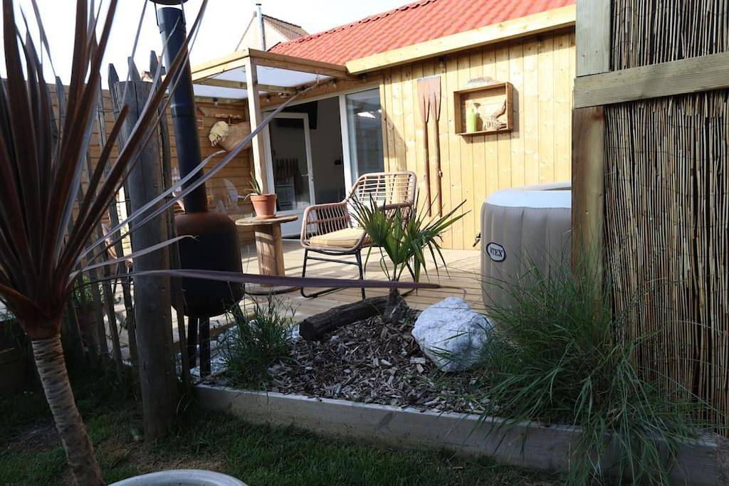 Double Room with Garden View in Sangatte, Région de Calais