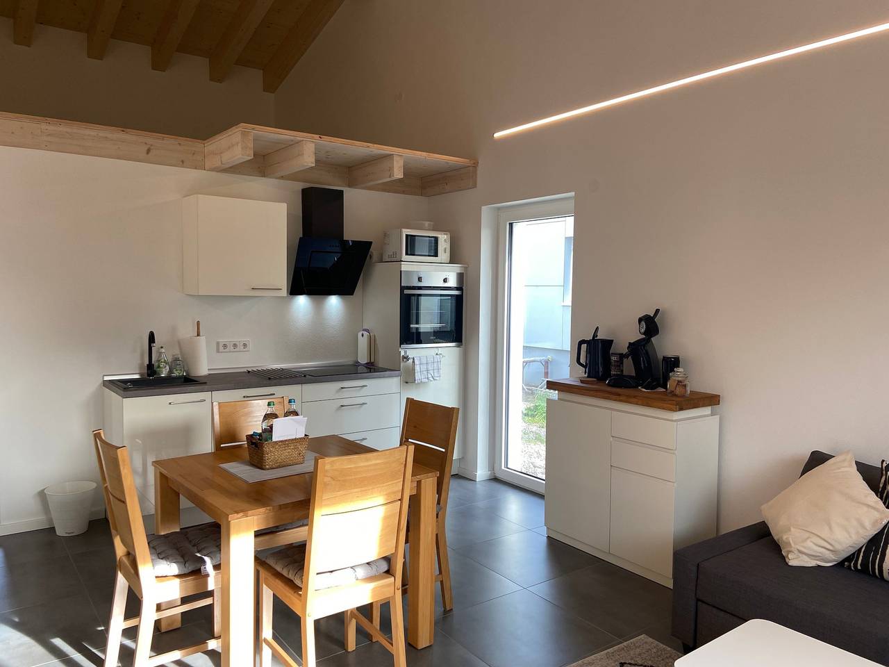 Ganze Wohnung, Premium Ferienwohnung 'Seeglück' mit privater Terrasse in Moos, Untersee
