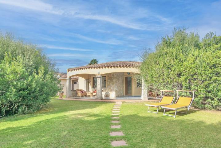 Villa per 4 persone, con giardino a Costa Rei