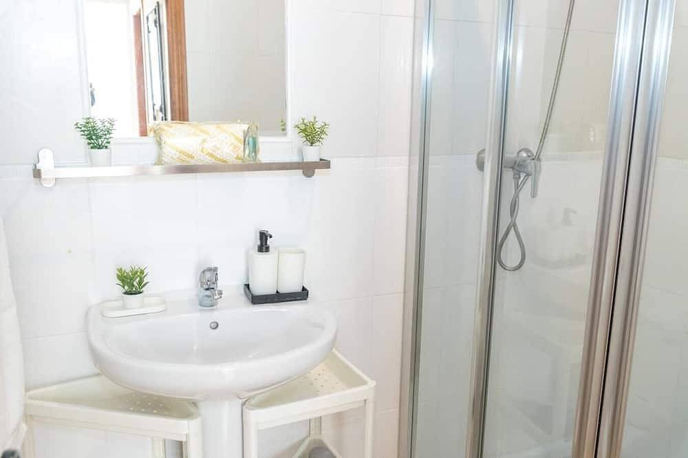 Ganze Wohnung, Loft with Andalusian Patio, 5 min from the beach and in the historic centre. in Playa Barbate, Barbate