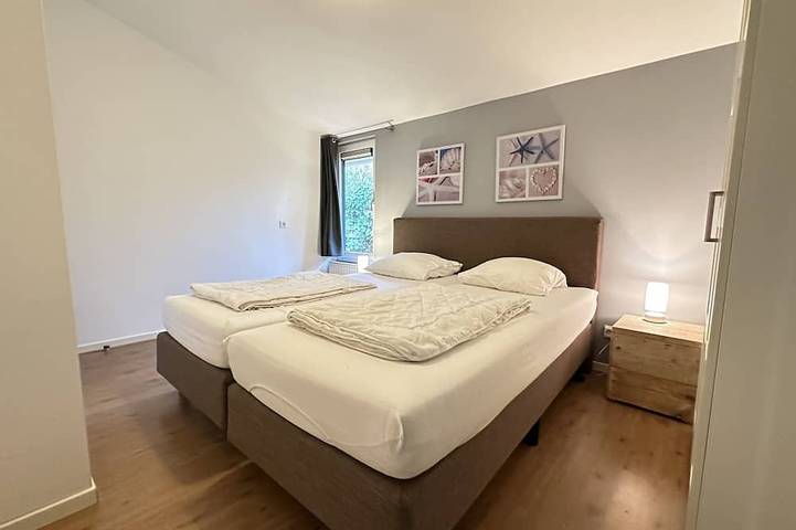 Ferienhaus für 34 Personen in Scharendijke - 4