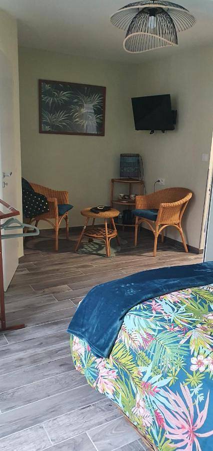 Hôtel pour 5 personnes, avec Terrasse et Jardin dans Poulainville