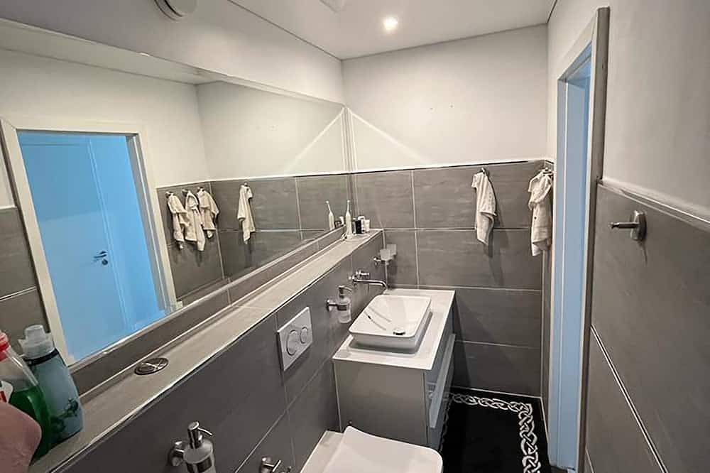 Ganze Wohnung, Voll möblierte Wohnung mit Panoramablick auf Köln in Bergisch Gladbach, Rheinisch-Bergischer Kreis