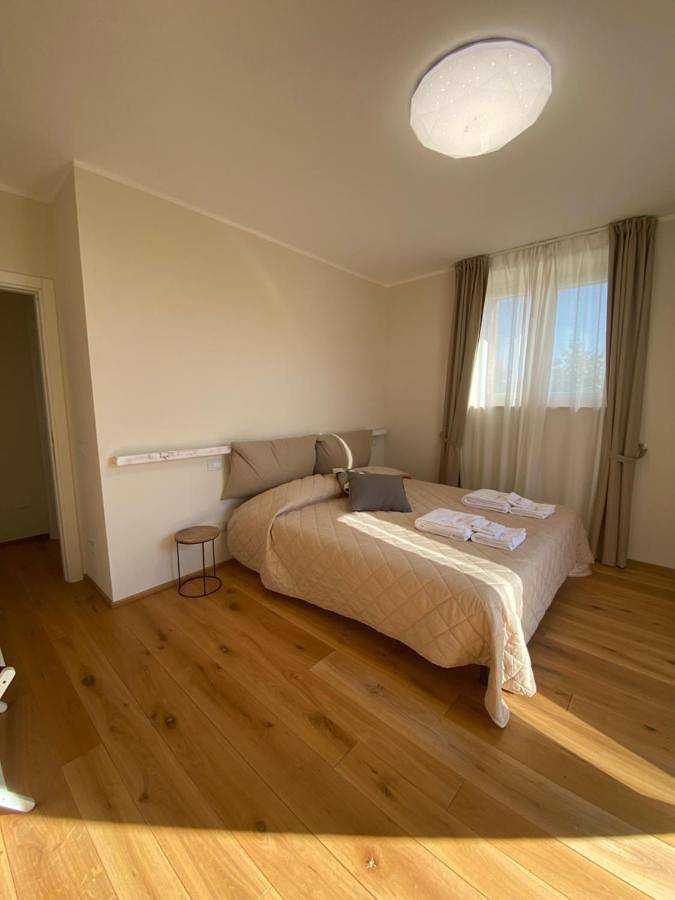 Maison d’hôte pour 3 personnes, avec jardin ainsi que terrasse et jacuzzi à Montalcino - 2