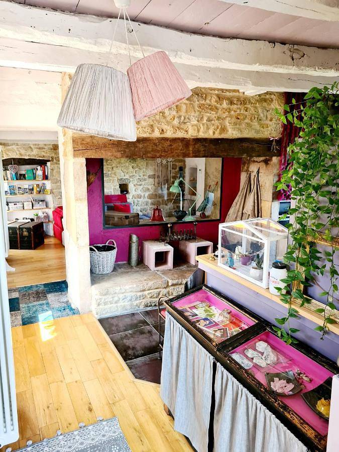 Location de vacances pour 6 personnes, avec terrasse et vue, animaux acceptés à Bozouls - 4