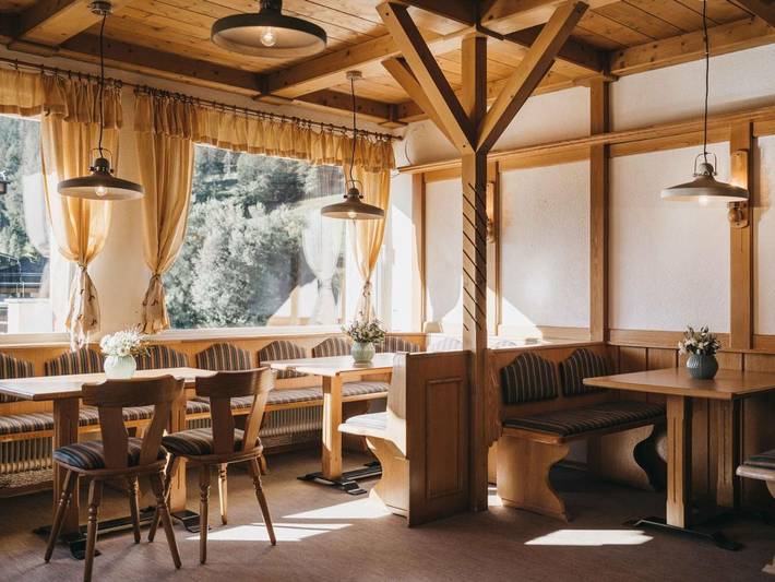 Location de vacances pour 12 personnes, avec sauna et balcon ainsi que jardin et vue, animaux acceptés à Serfaus - 2