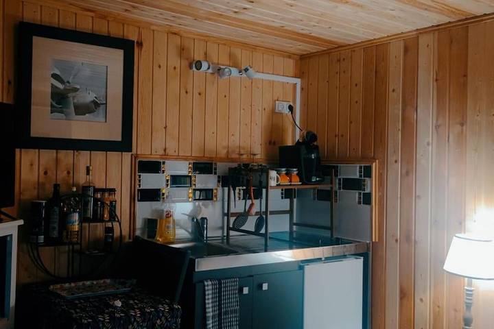 Gîte pour 2 personnes, avec jardin ainsi que jacuzzi et piscine à Rillieux-la-Pape - 4
