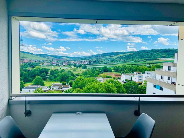 Ferienwohnung für 2 Personen, mit Balkon und Ausblick in Weinstadt - 2