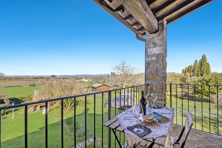 Gîte pour 4 personnes, avec piscine et balcon, adapté aux familles à Pitigliano - 2