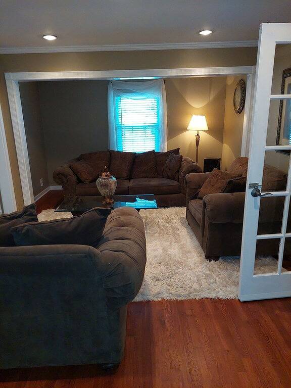 Large Ranch home w/2 beds/2 living/2bath near Braves Stadium in Smyrna, Cobb County