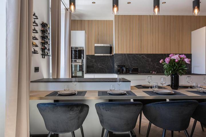 Gîte pour 6 personnes, avec balcon dans Office De Tourisme De Grasse - 2