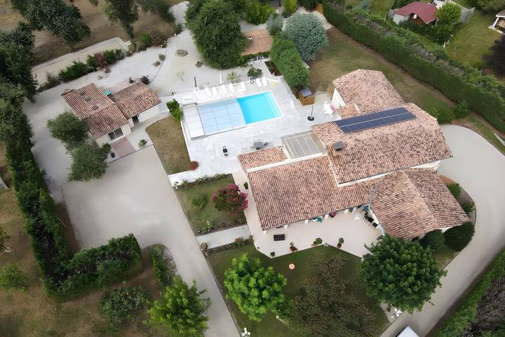 Ferienhaus für 8 Personen, mit Garten in Gironde