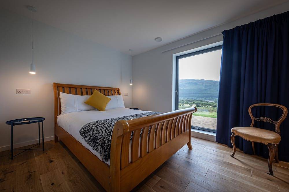 Stoirm - a tranquil rural hideaway in Highlands