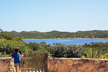 Location de vacances pour 6 personnes, avec jardin dans Plage De Maora