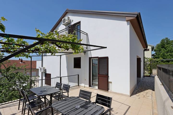 Ferienwohnung für 3 Personen, mit Haustier in Selce - 2