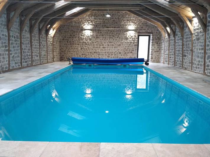 Maison d’hôte pour 4 personnes, avec piscine ainsi que jardin et vue en Haute-Loire - 2