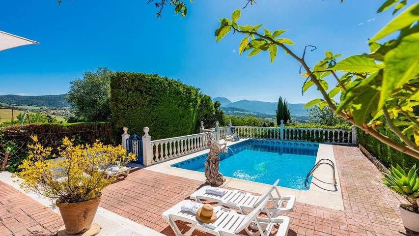 Casa rural para 10 personas, con terraza además de jardín y piscina en Prado del Rey - 2