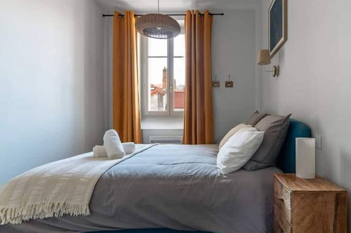 Ganze Wohnung, Design-Apartment im Stadtzentrum nahe Thermen in Vichy, Vichy und Umgebung