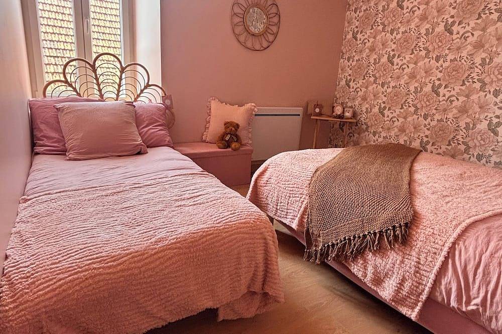 Gîte le Cottage Demmy Rose in Notre-Dame-des-Flots, Bayeux und Umgebung