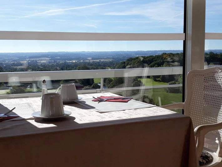 Hôtel pour 2 personnes, avec jacuzzi et sauna ainsi que jardin et terrasse à Pouligny-Notre-Dame - 2