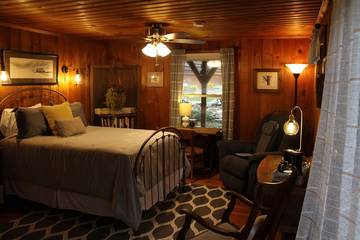 Log Cabin for 6 Guests in Indiana, USA, Picture 3
