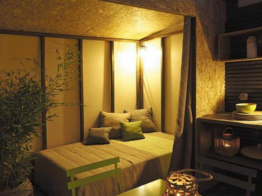 Camping Les Châtaigniers - Glampingtent 4 personen - Maori van woensdag tot woensdag in het seizoen in Ribes, Parc naturel régional des Monts d'Ardèche