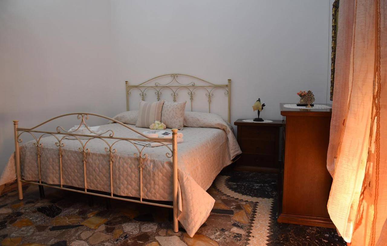 La Rosa Antica in Avetrana, Golfo di Taranto