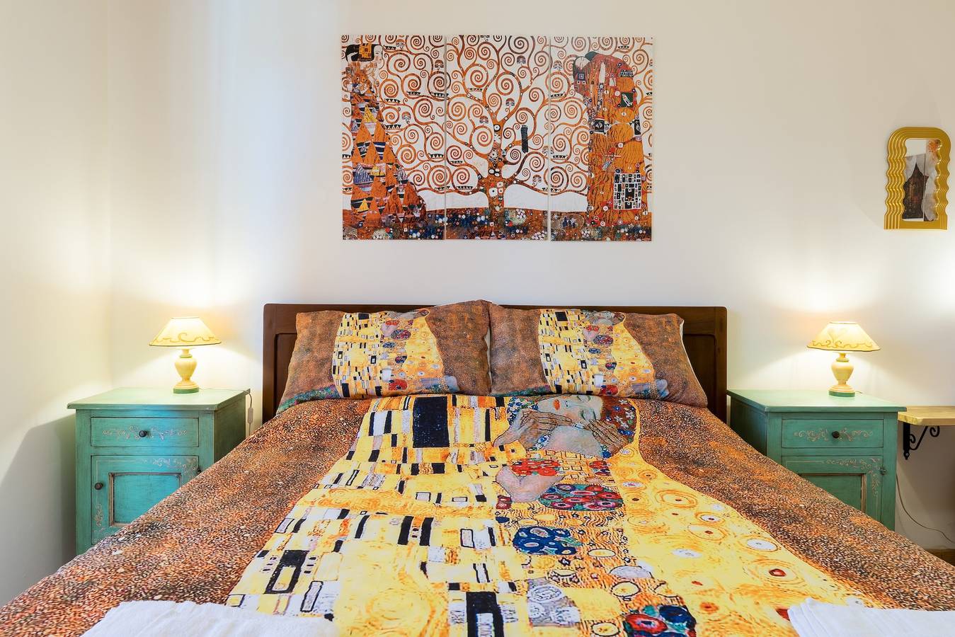 Zimmer 'Art Rooms - Banksy Klimt' mit gemeinsamer Terrasse, Wlan und Klimaanlage in Arezzo, Arezzo Provinz
