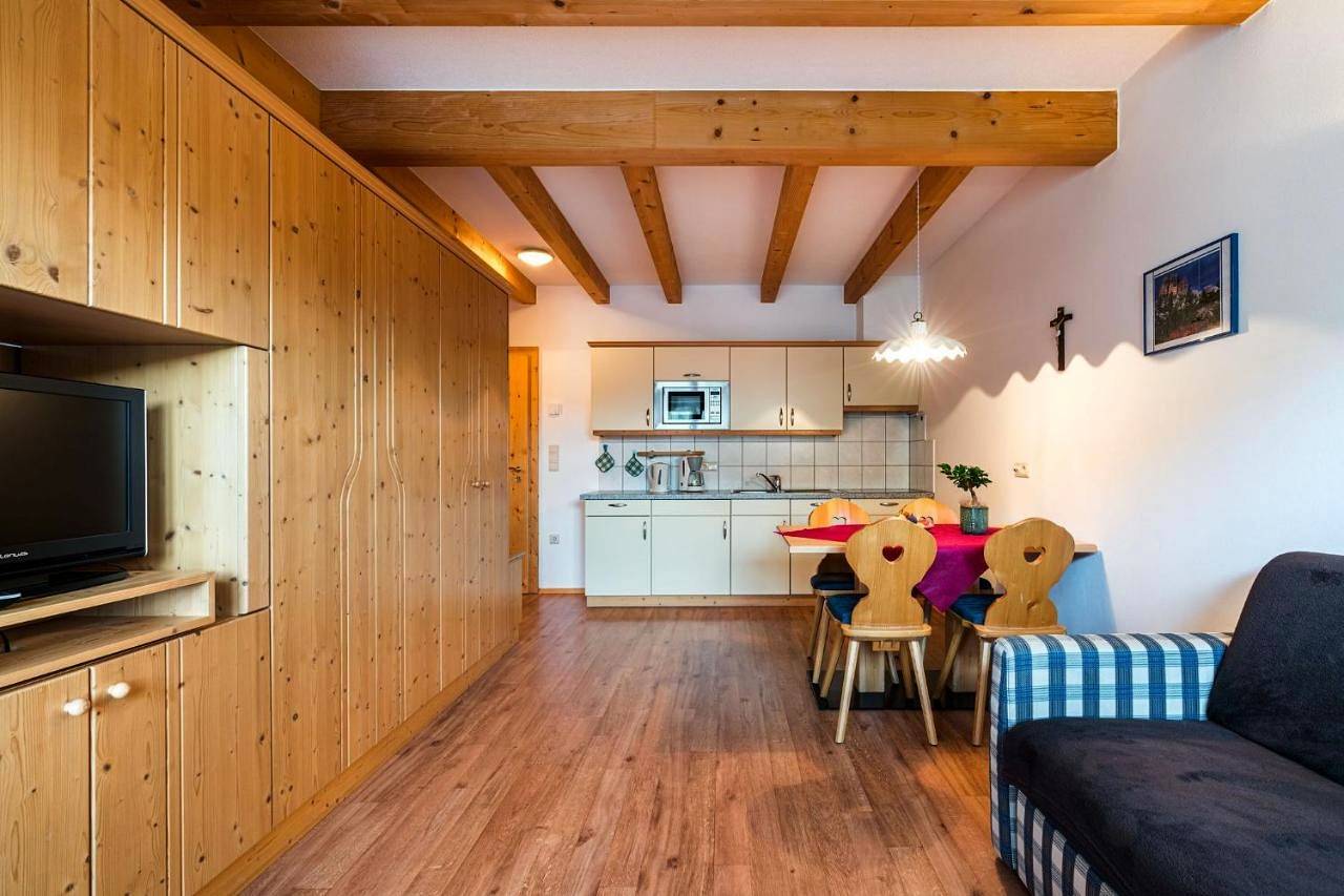Two-Bedroom Apartment in Villgratener Berge, Valle di Casies