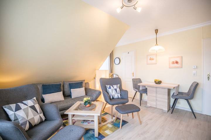 Ganze Wohnung, "Haus Neptun Whg. Nicola" -Ferienwohnung für 4 Personen in guter Lage! in Büsum, Kreis Dithmarschen