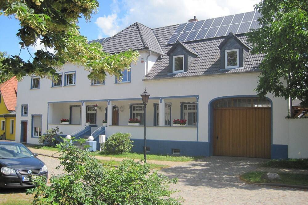 Ganze Wohnung, Elbe, Saale, Angeln, Radtouren, Baden, Wörlitz, Dessau, Bauhaus, Elberadweg in Gommern, Elbe-Börde-Heide