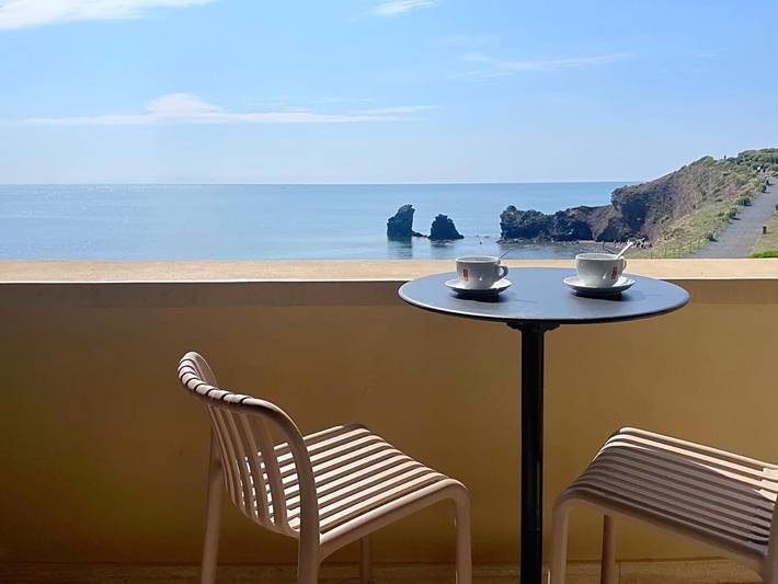 Hôtel pour 3 personnes, avec terrasse, animaux acceptés dans Plage de la Grande Conque - 2