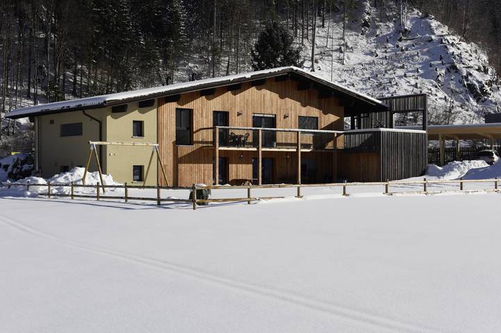 Ferienhaus für 25 Personen, mit Garten und Ausblick - 1