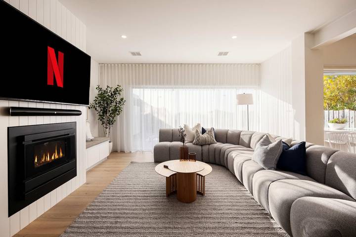 Holiday home for 10 people, with garden and balcony, child-friendly in Melbourne