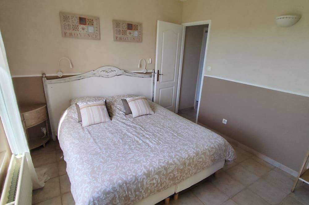 Alquiler de vacaciones con piscina y Spa privado en el Luberon en Provenza in Mérindol, Parque natural regional del Luberon