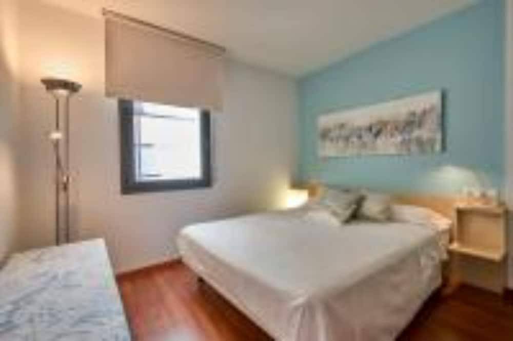 Apartamento entero, Apartamento Deluxe Rm2 in Gerona, Gironés