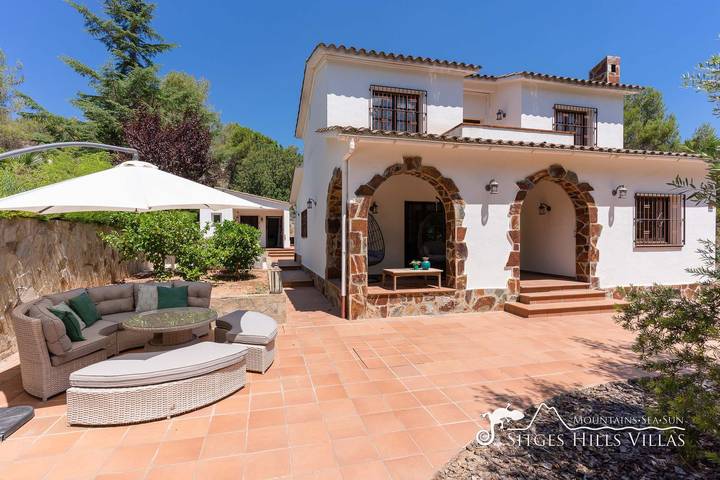 Chalet para 12 personas, con jardín y jacuzzi en Provincia de Barcelona - 4