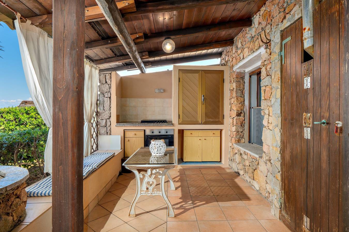 Villa de encanto con vistas al mar, Wi-Fi, jardín y terraza in Baia Santa Reparata, Santa Teresa Gallura (Municipality)
