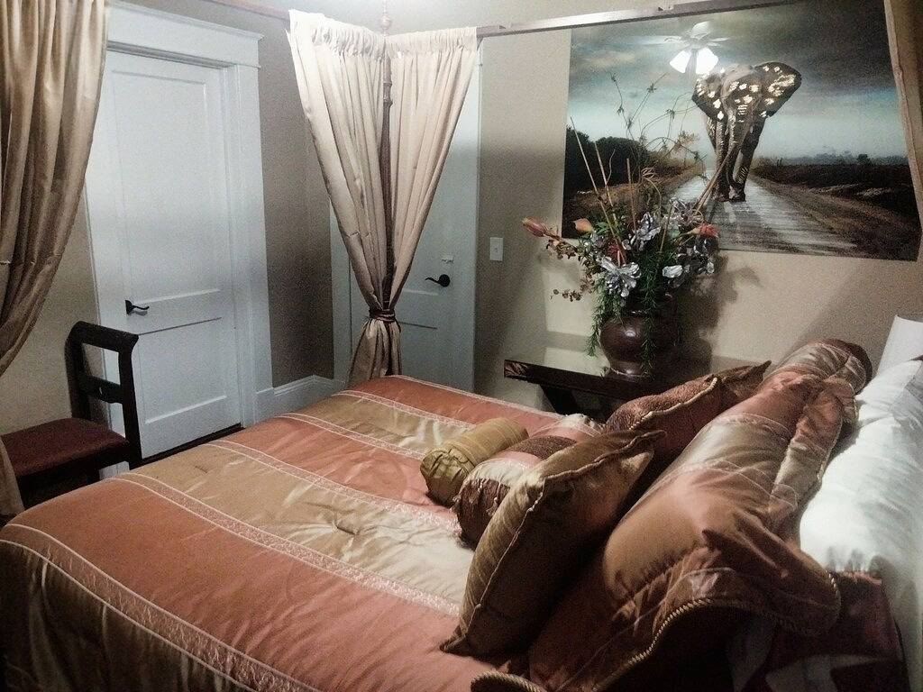 The Le Chic Bungalow in Decatur, Georgia