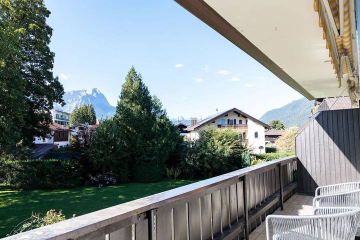 Ferienwohnung für 4 Personen, mit Balkon an der Zugspitzland - 2