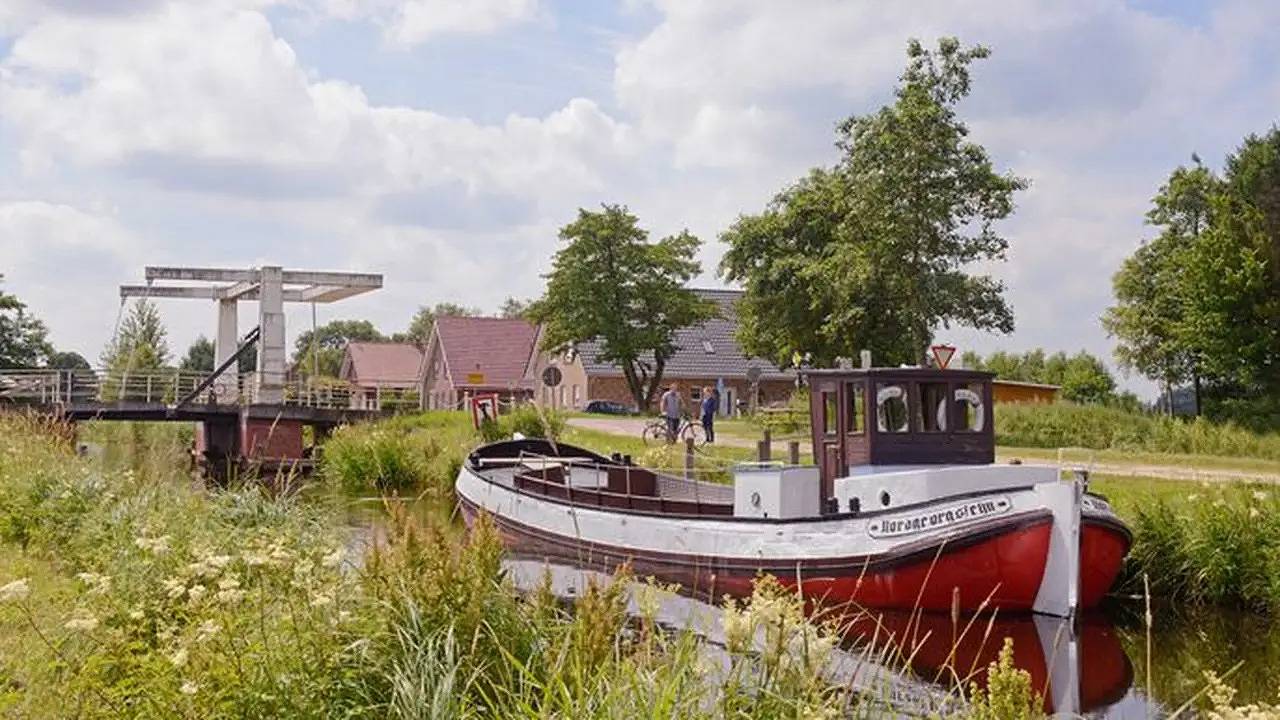 Ganze Ferienwohnung, Ferienwohnung für 2 Personen (35 m²) in Hollen (Uplengen) in Hollen (Uplengen), Uplengen