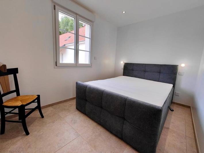 Location de vacances pour 10 personnes, avec Terrasse et Piscine à Saint-Quentin-en-Tourmont - 4