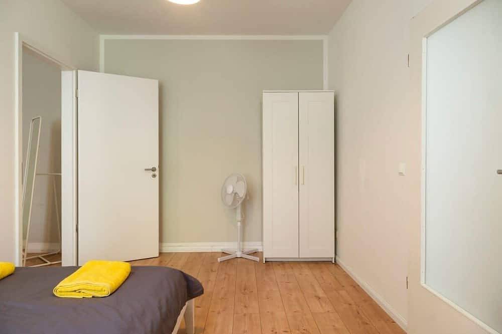 Ganze Wohnung, Cosy Two Br plus Self Checkin in Mitte Berlin, Berlin