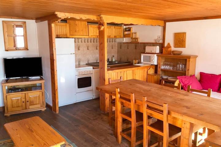 Holiday apartment for 8 people, with balcony - 1